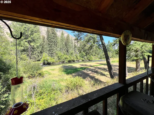 a view of sky from window
