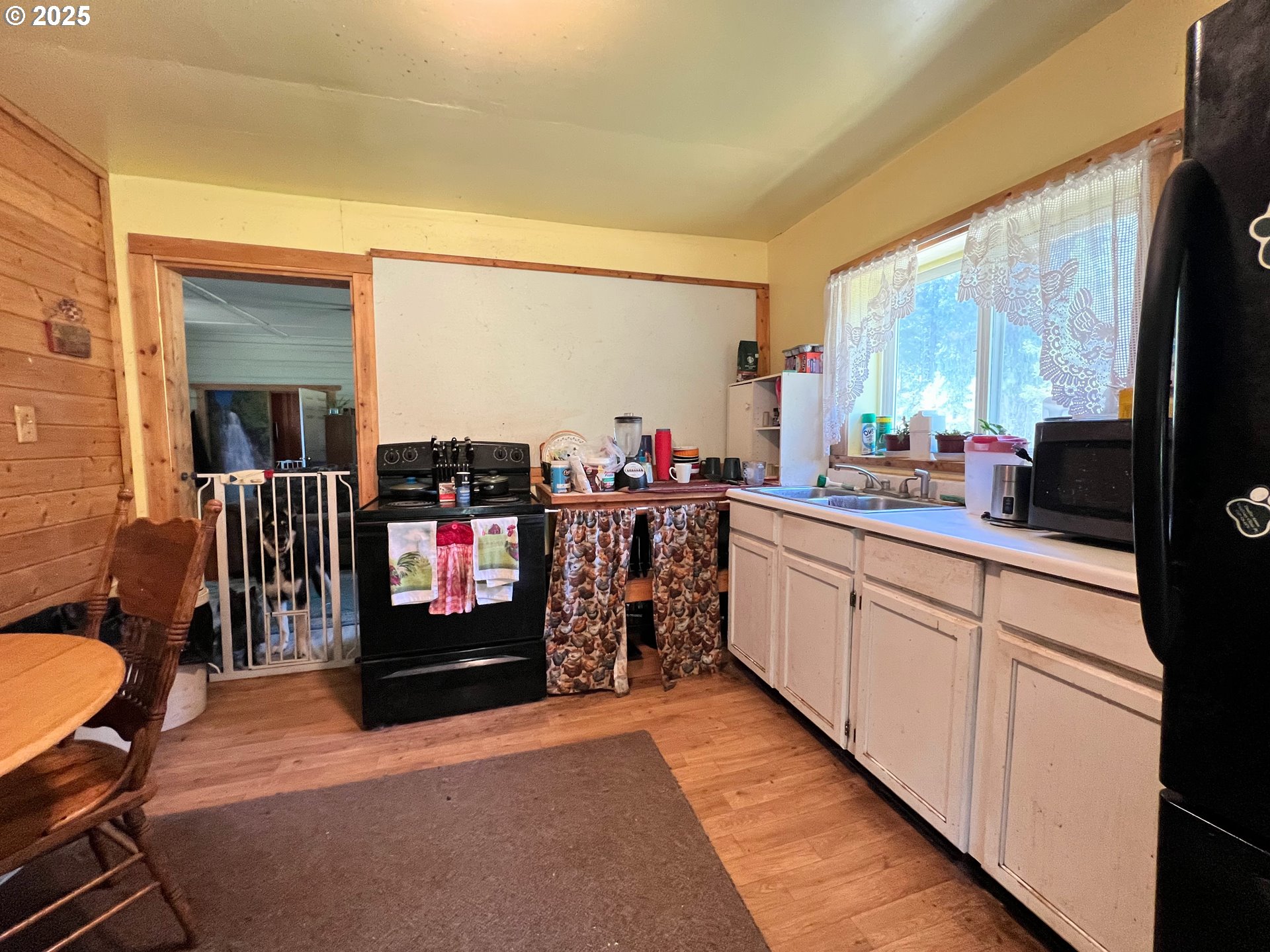59654 River Canyon Road Imnaha, OR 97842 - Photo 10 of 26 Kitchen