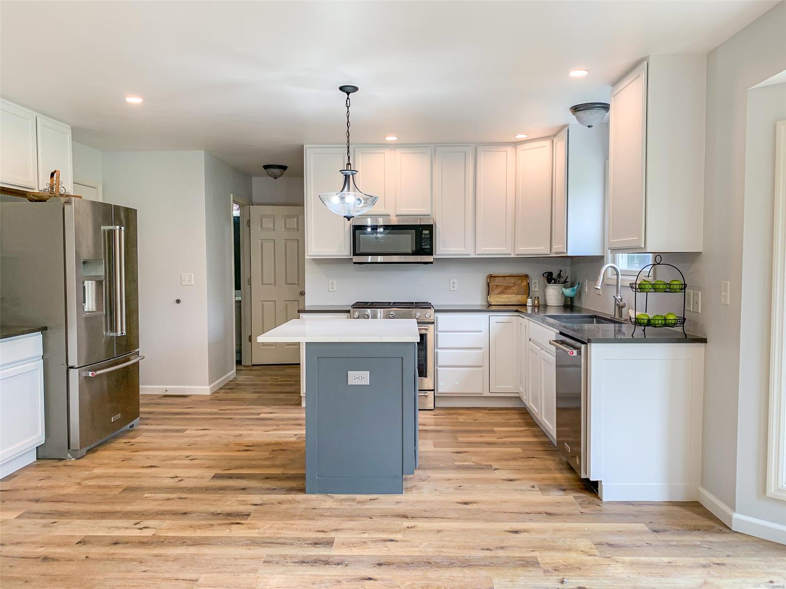 3565 Harbor Way Belleville, IL 62221 - Photo 19 of 77 Gallery Image 19