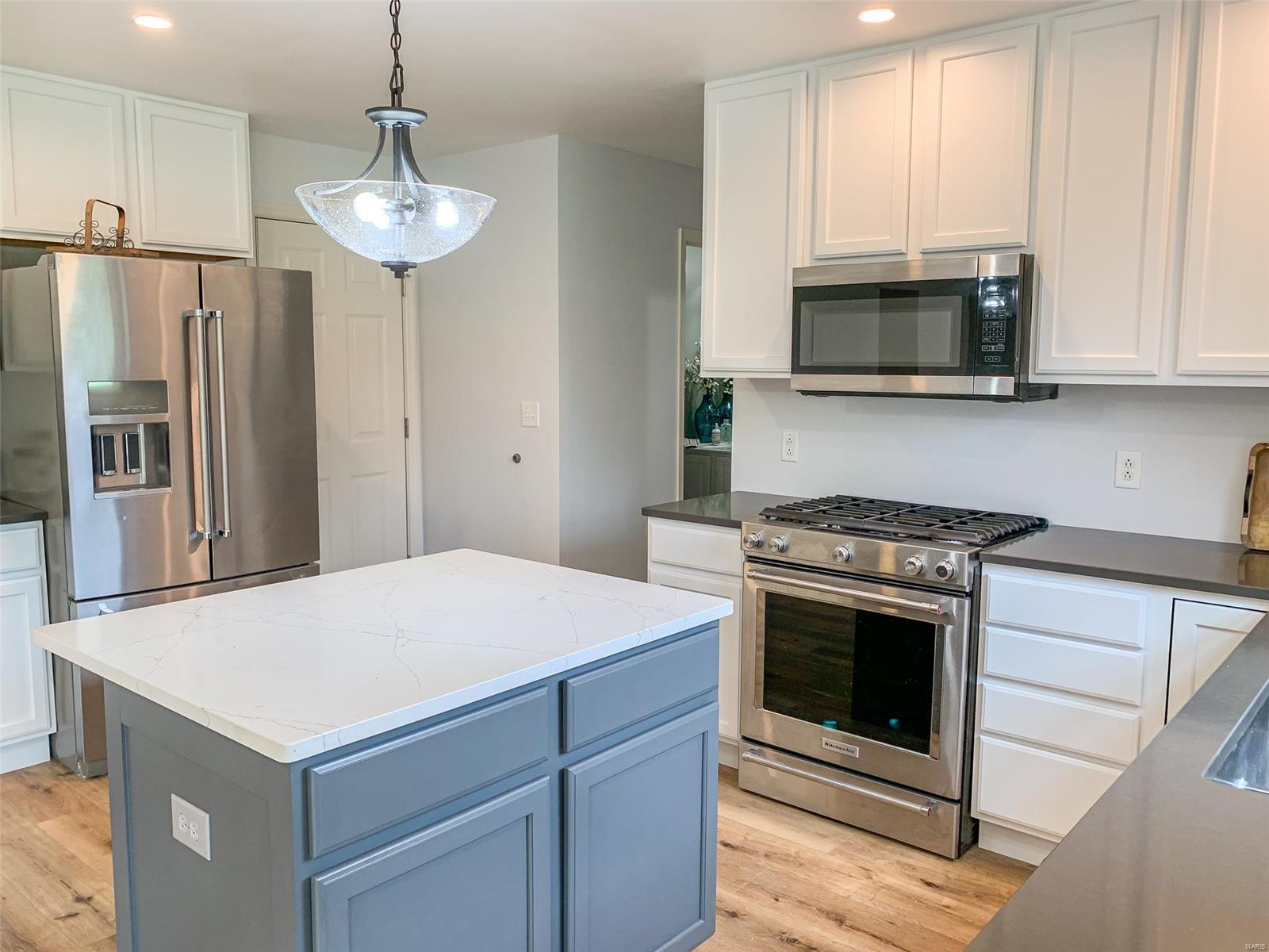 3565 Harbor Way Belleville, IL 62221 - Photo 22 of 77 Gallery Image 22