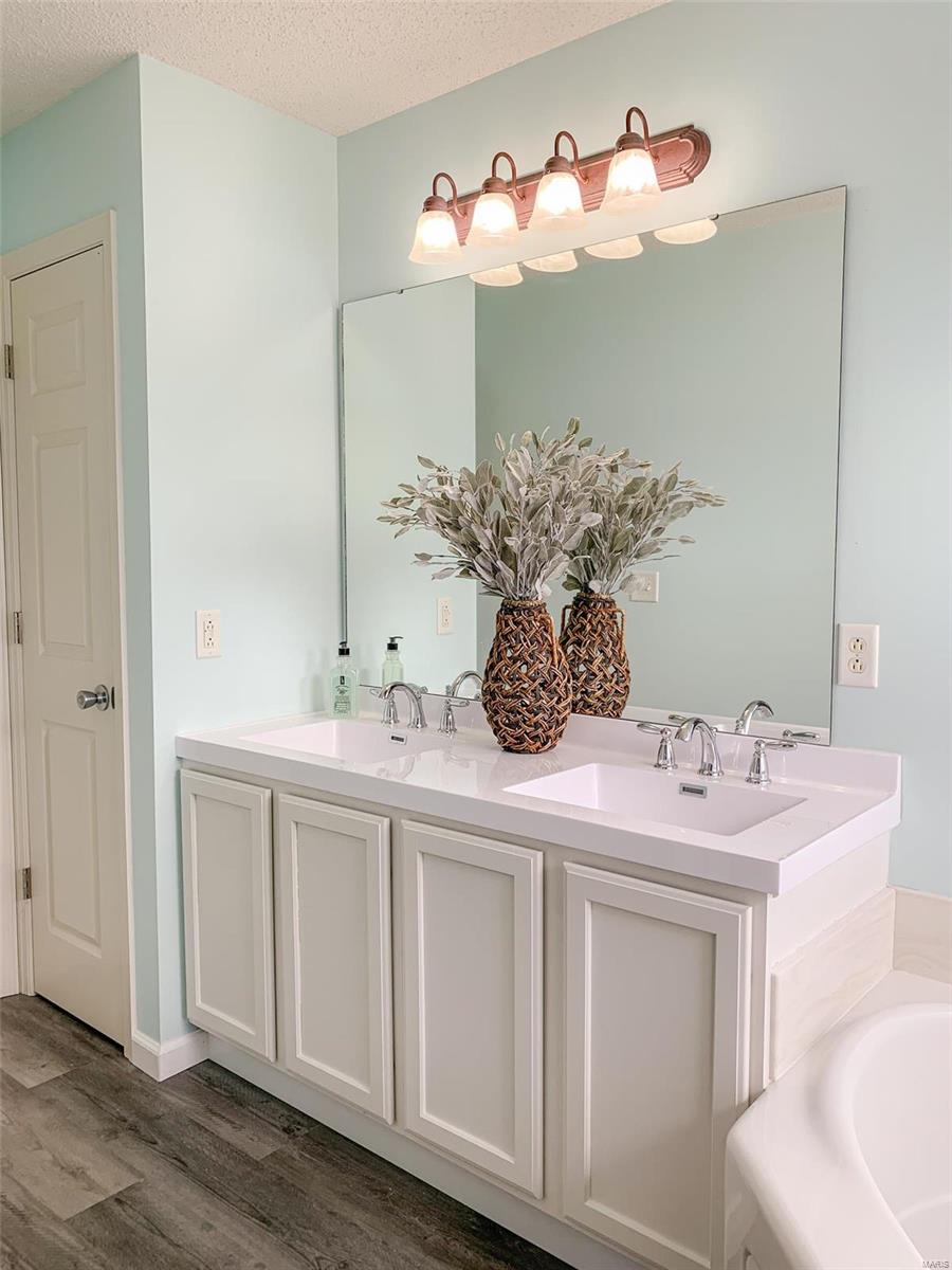 3565 Harbor Way Belleville, IL 62221 - Photo 40 of 77 Gallery Image 40