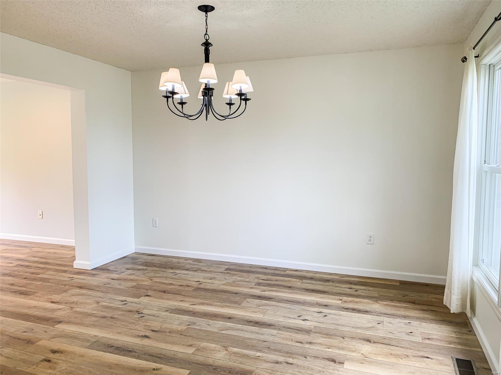 3565 Harbor Way Belleville, IL 62221 - Photo 8 of 77 Gallery Image 8