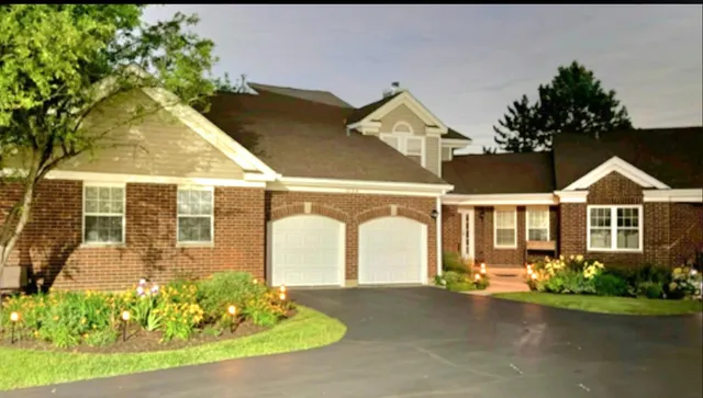 $389,000 | 1033 Interloch Court, Algonquin, IL 60102