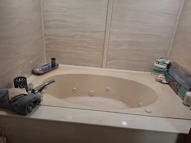 $389,000 | 1033 Interloch Court, Algonquin, IL 60102