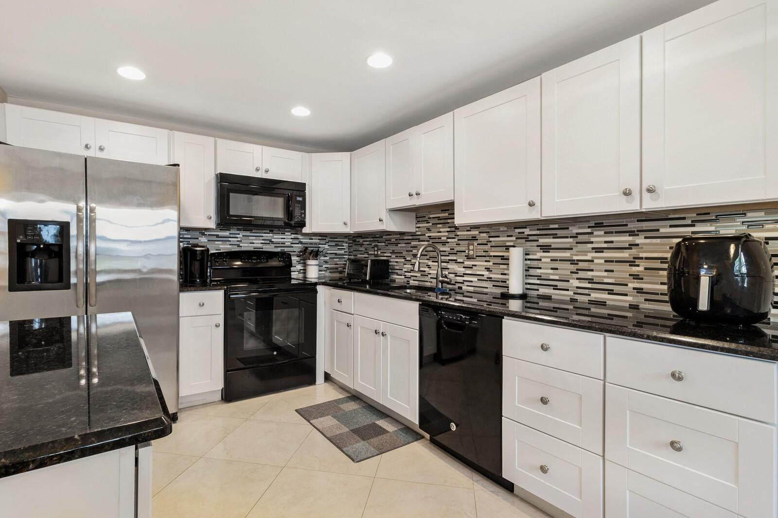 583 Normandy Lane, Unit 583 Delray Beach, FL 33484 - Photo 1 of 28 Photo 1