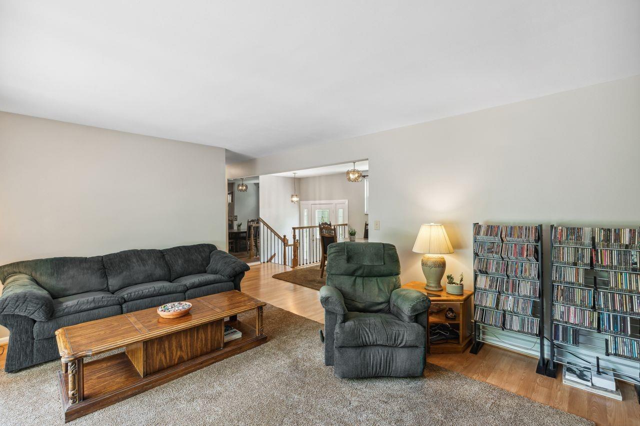 2635 8 Mile Road Cincinnati, OH 45244 - Photo 8 of 36