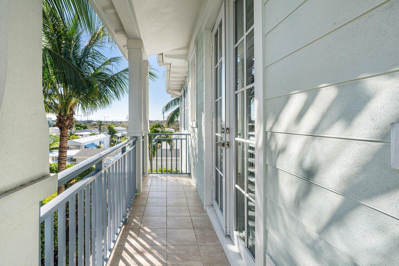 136 Ocean Breeze Drive Juno Beach, FL 33408 - Photo 22 of 30