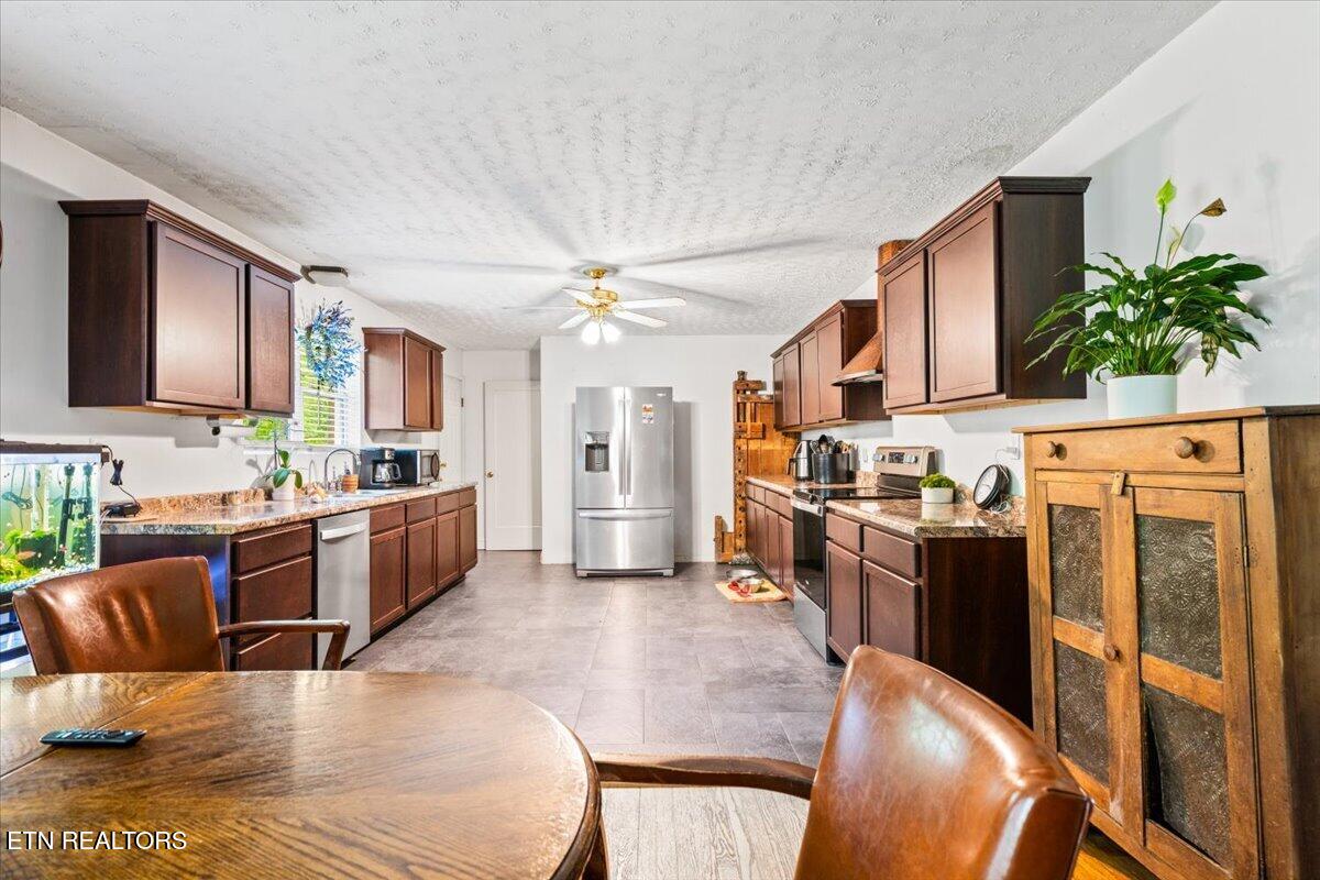 1851 Seals Road New Tazewell, TN 37825 - Photo 14 of 38 15-1851 Seals Rd