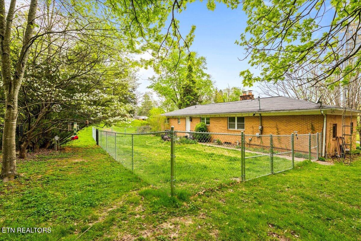 1851 Seals Road New Tazewell, TN 37825 - Photo 36 of 38 38-1851 Seals Rd