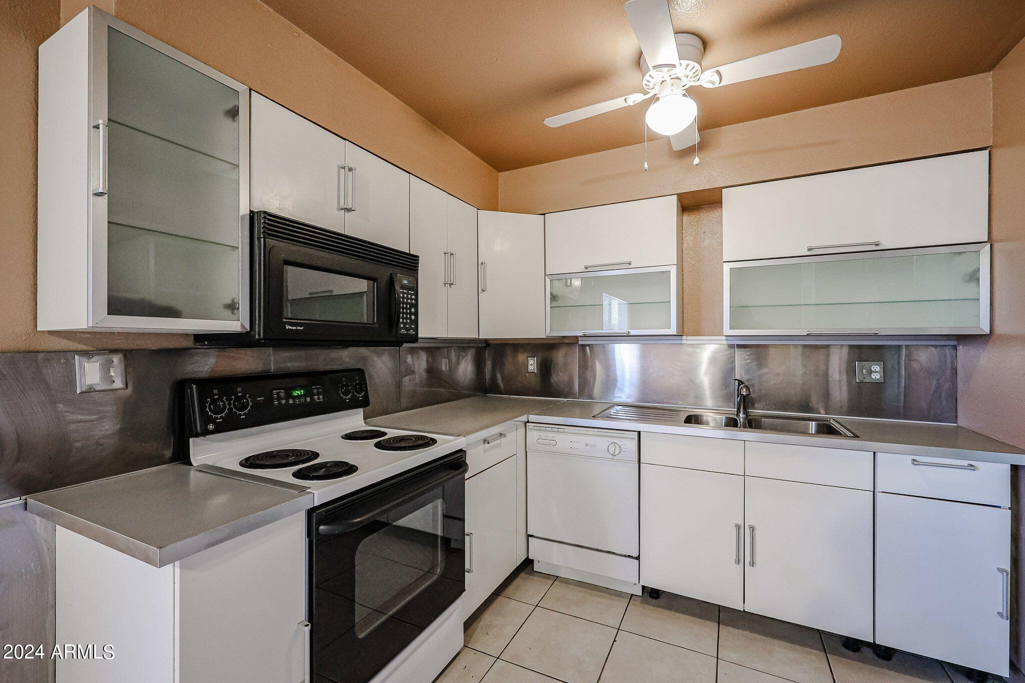2725 South Rural Road, Unit 5 Tempe, AZ 85282 - Photo 3 of 11 dSMoGNjg