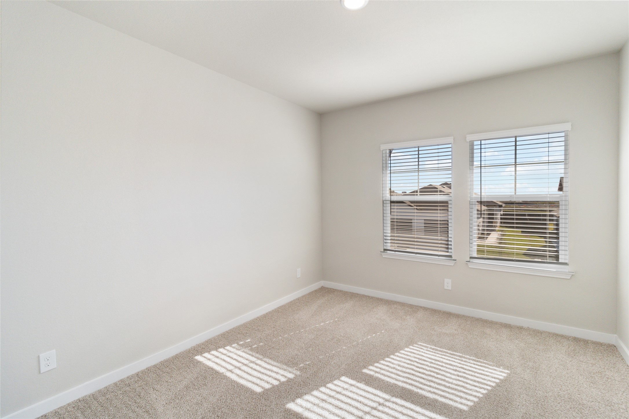 162 Gunner Road Buda, TX 78610 - Photo 18 of 31 Gallery Image 18