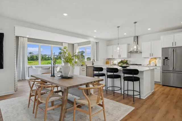 $669,712 | 2548 Aspen Drive, Shakopee, MN 55379