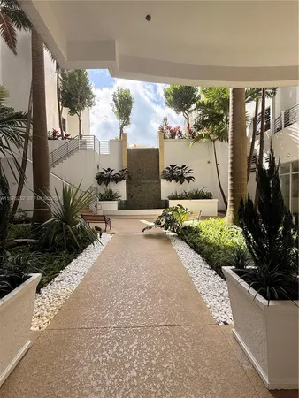 $2,200 | 1830 Radius Drive, Unit 817, Hollywood, FL 33020