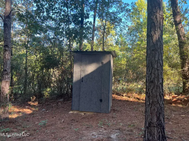 $235,000 | 259 Forest Lake Road, Beaumont, MS 39423