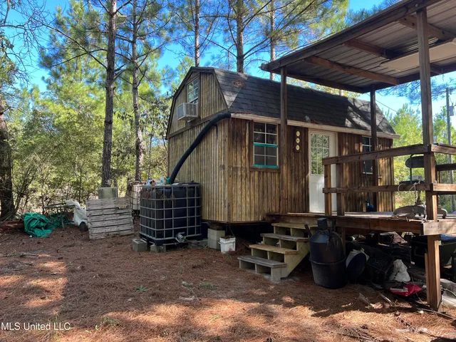 $235,000 | 259 Forest Lake Road, Beaumont, MS 39423