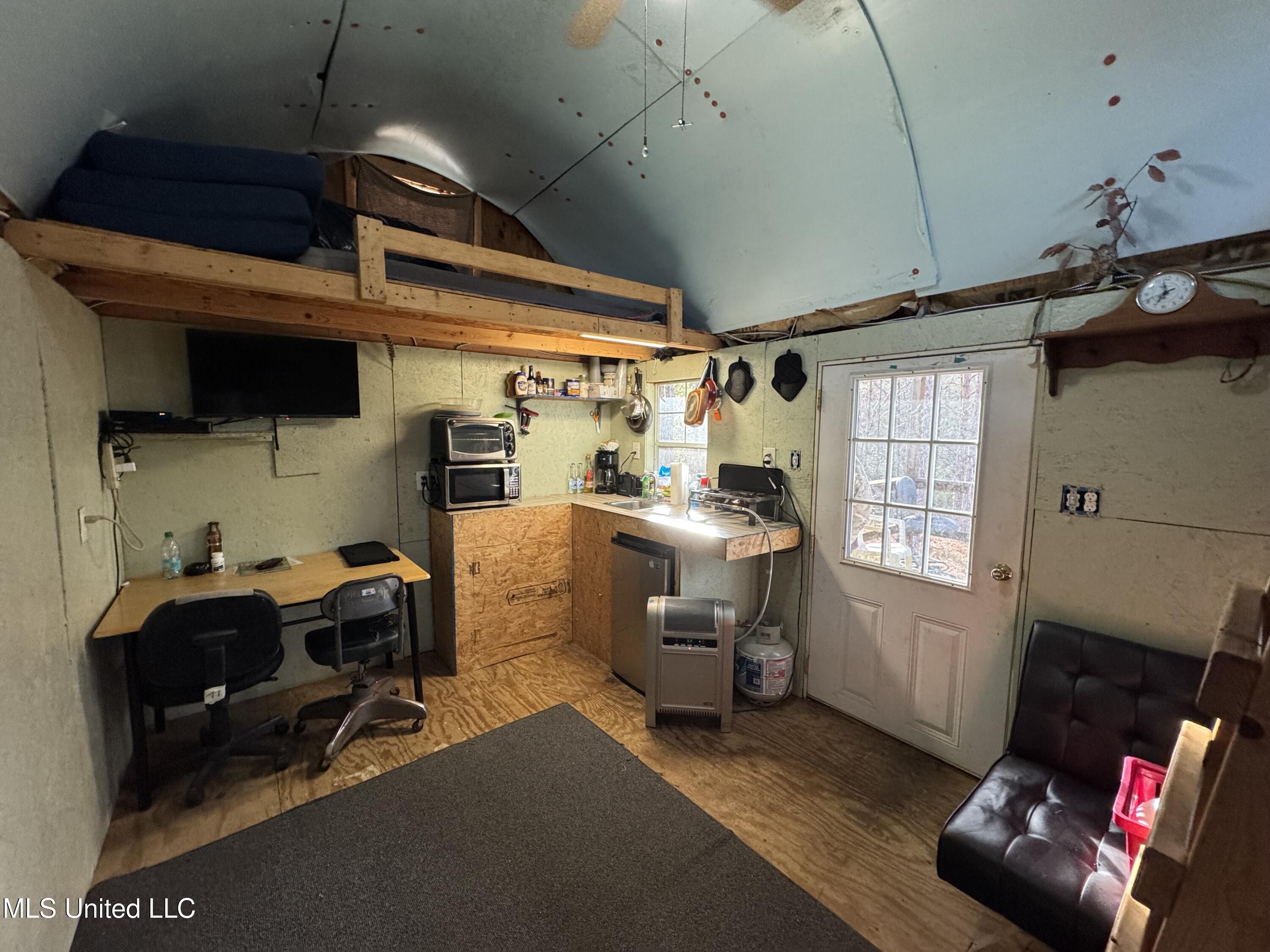 259 Forest Lake Road Beaumont, MS 39423 - Photo 9 of 62 IMG_1533