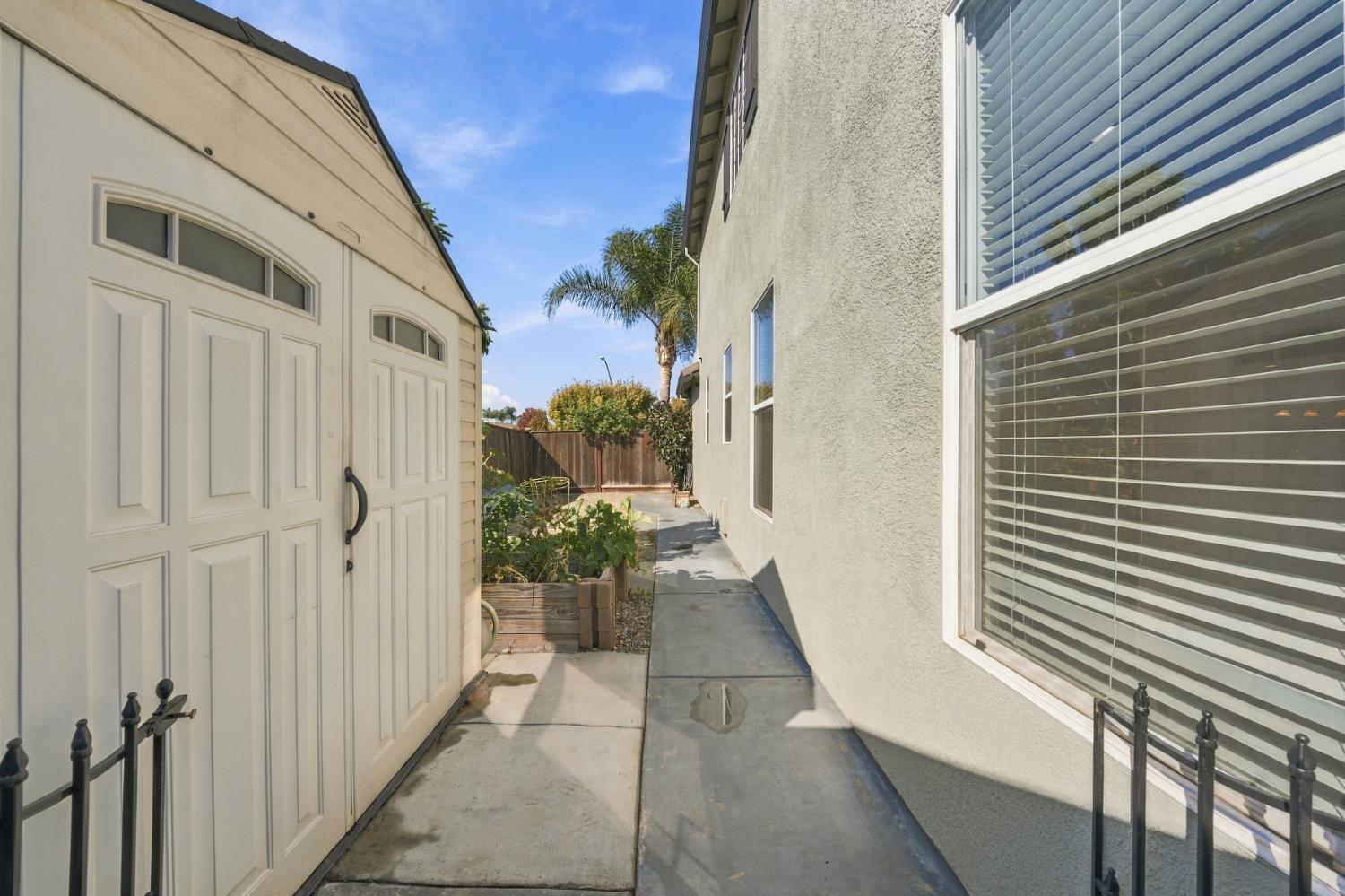 1530 Calhoun Avenue Ripon, CA 95366 - Photo 39 of 42 Gallery Image 39