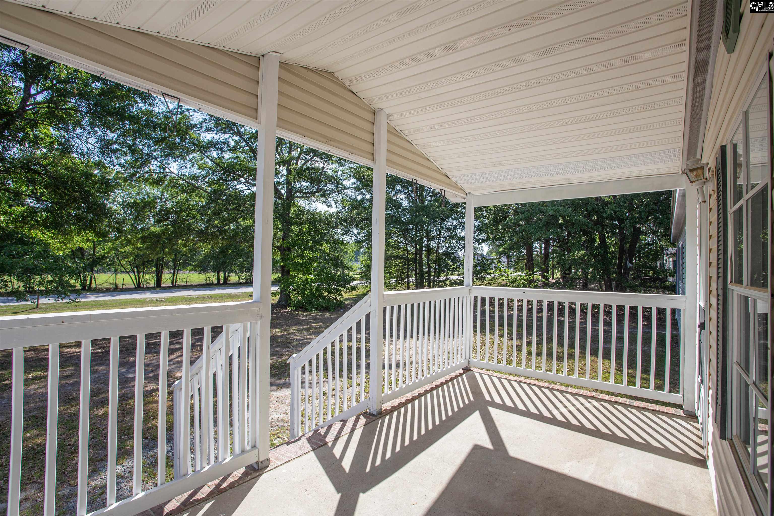 2136 Ridgeway Road Lugoff, SC 29078 - Photo 3 of 32