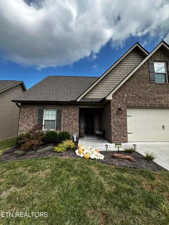 $375,000 | 7360 Willow Path Lane, Knoxville, TN 37918
