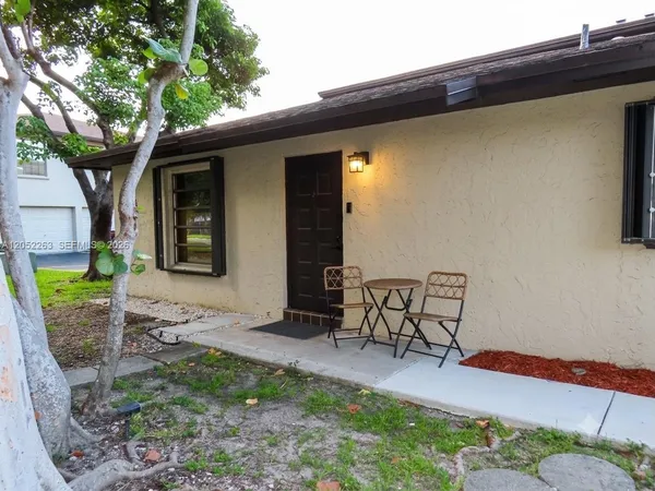 $2,500 | 13964 Southwest 46th Terrace, Unit 141, Miami, FL 33175