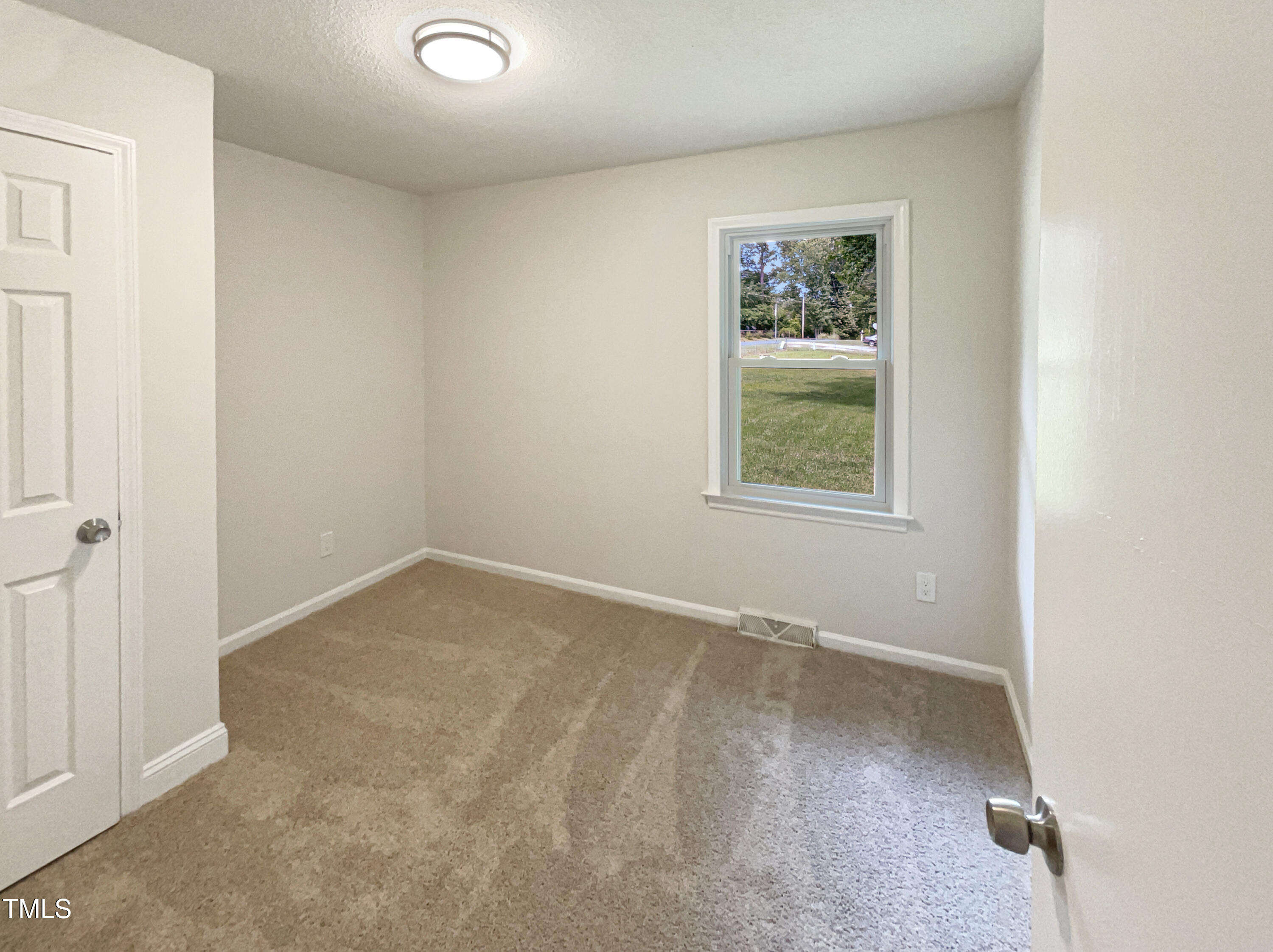 1413 Chamblee Road Zebulon, NC 27597 - Photo 10 of 20 photo_10