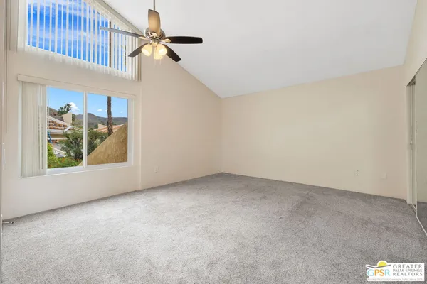 a view of entryway with bathroom
