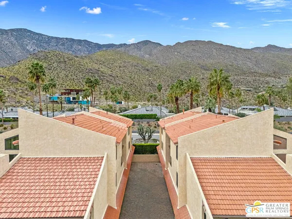 $385,000 | 2600 South Palm Canyon Drive, Unit 31, Palm Springs, CA 92264