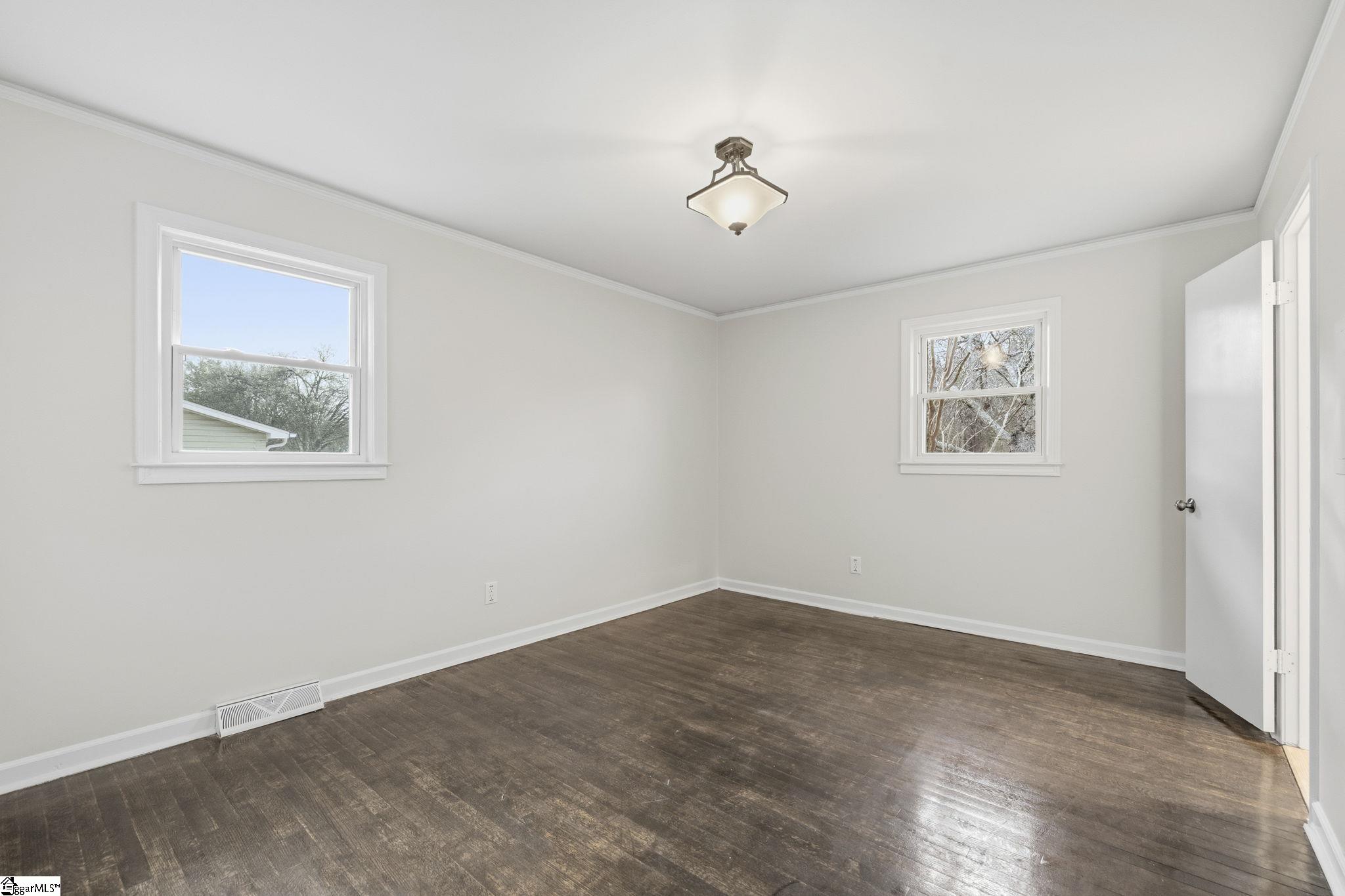 4208 Old Buncombe Road Greenville, SC 29617 - Photo 19 of 41 Gallery Image 19