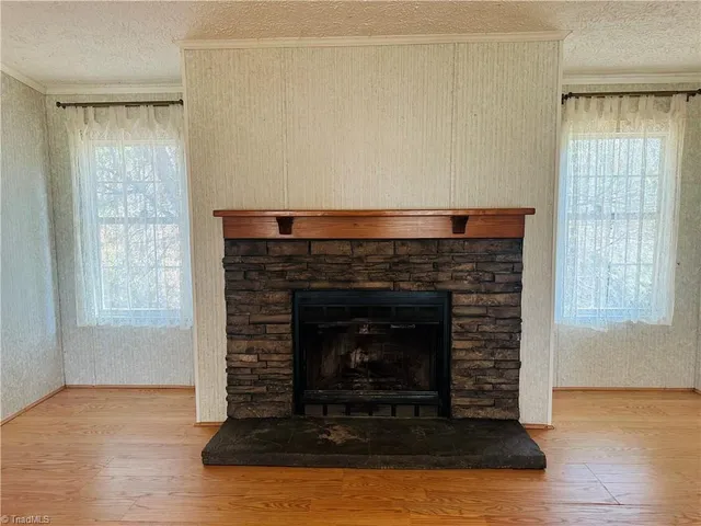 $159,900 | 195 Old Barrett Road, Ennice, NC 28623