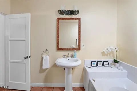 $1,485,000 | 638 Glenmore Boulevard, Glendale, CA 91206