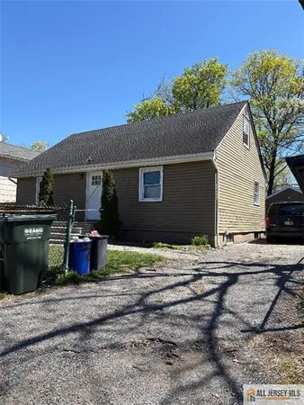 $3,200 | 94 Martin Street, Somerset, NJ 08873