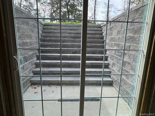 a view of a big room with an empty space