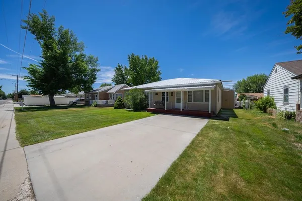 $299,999 | 622 South 8th Street, Worland, WY 82401