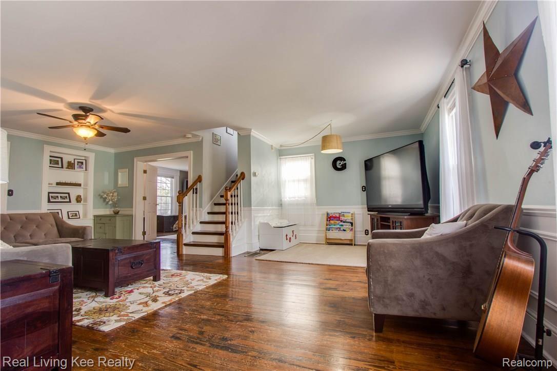 180 South Rochester Road Oakland, MI 48363 - Photo 8 of 45 8.jpg