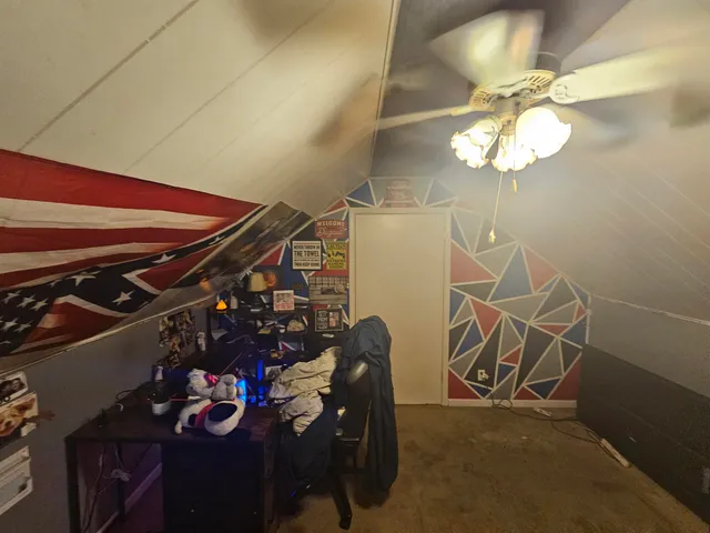 a view of walk in closet