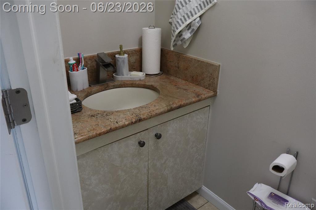 39552 Forbes Drive Sterling Heights, MI 48310 - Photo 27 of 45
