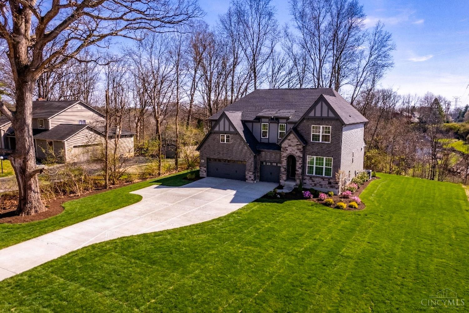 8469 Fields Ertel Road Cincinnati, OH 45249 - Photo 7 of 69