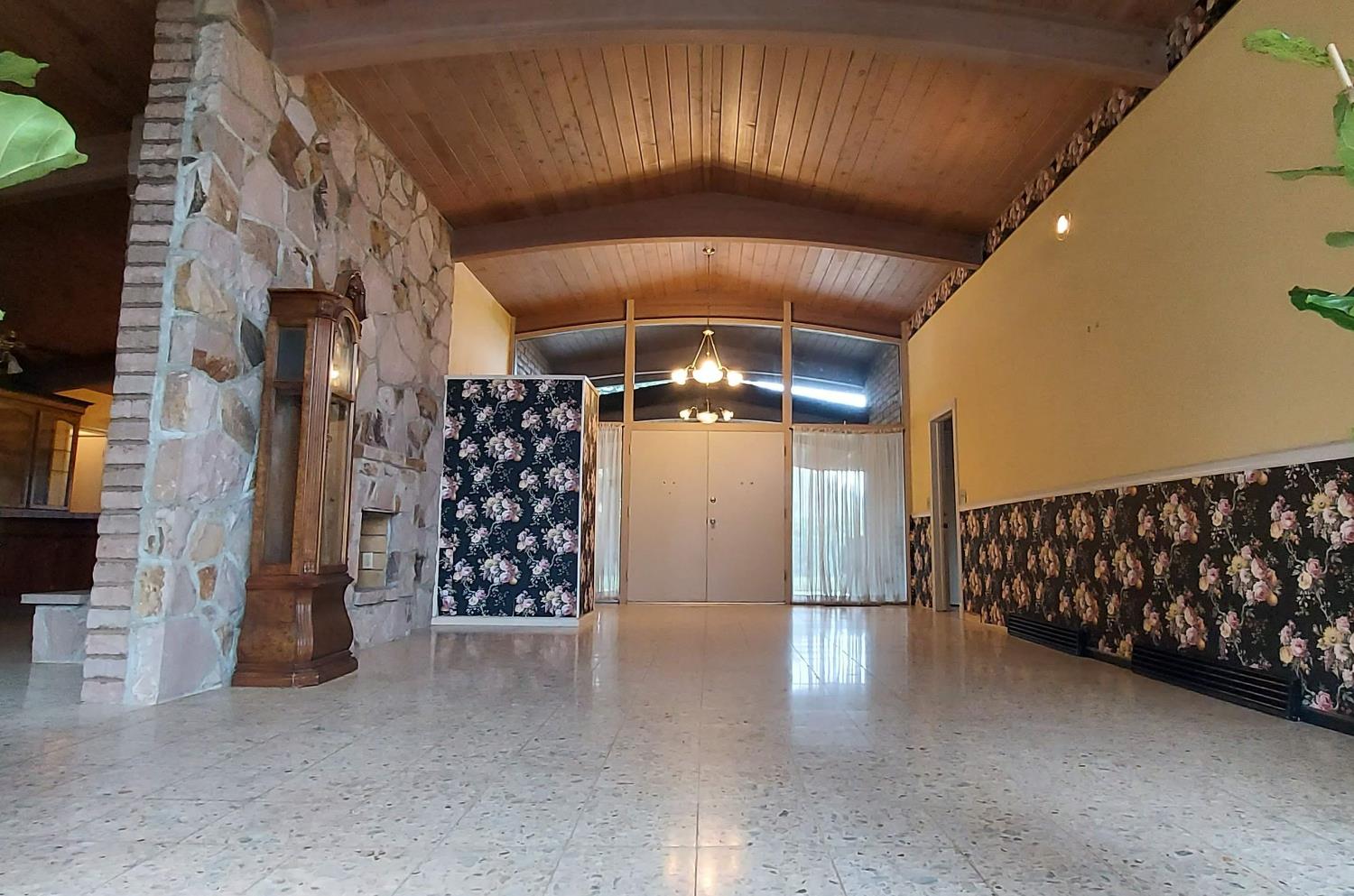 1041 Ruth Avenue Yuba City, CA 95993 - Photo 10 of 54