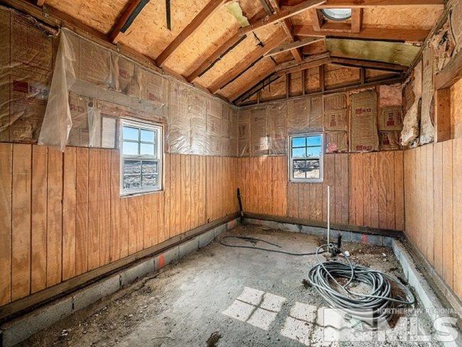 5200 Jackrabbit Road Reno, NV 89510 - Photo 6 of 13 a room with window and furniture