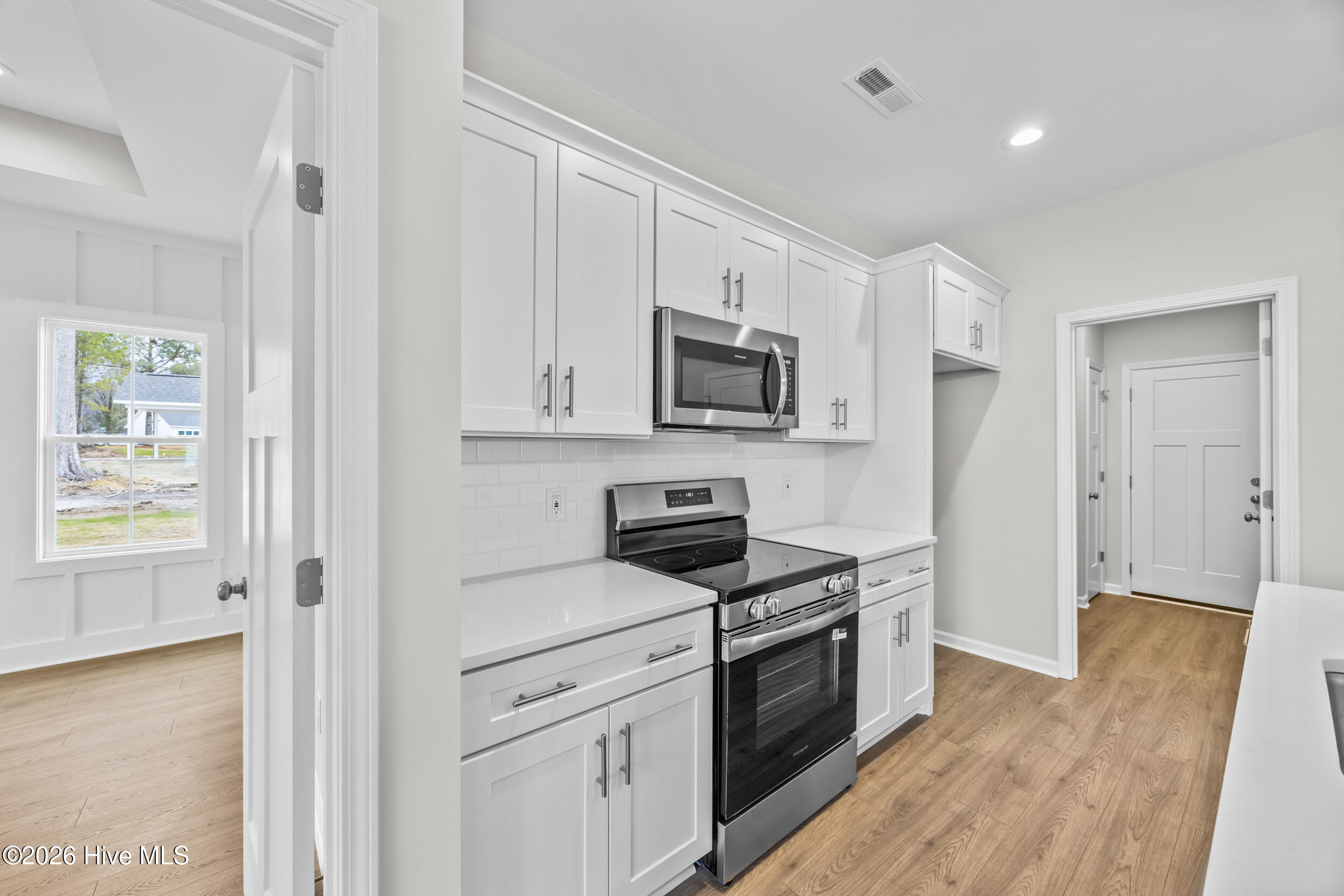 305 Riva Ridge Burgaw, NC 28425 - Photo 10 of 40 09