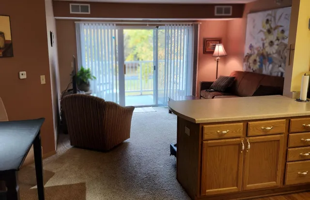 $129,000 | 5650 Boone Avenue North, Unit 310, New Hope, MN 55428
