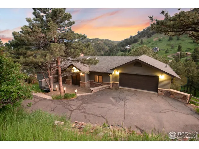 $1,725,000 | 142 Meadowlook Way, Boulder, CO 80304