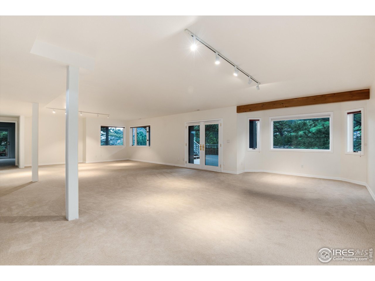 142 Meadowlook Way Boulder, CO 80304 - Photo 27 of 40 Basement Rec Room