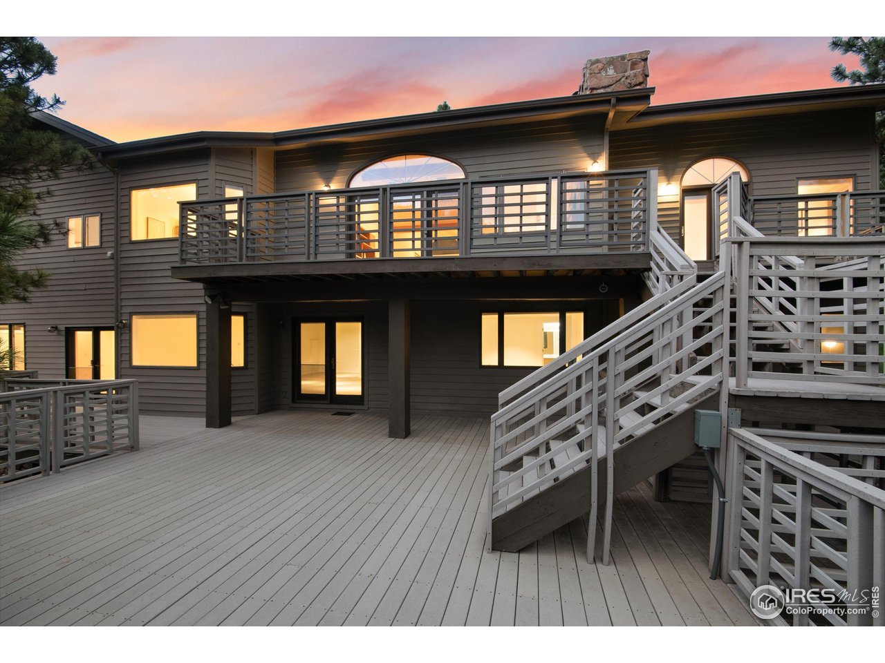 142 Meadowlook Way Boulder, CO 80304 - Photo 3 of 40 Expansive Deck