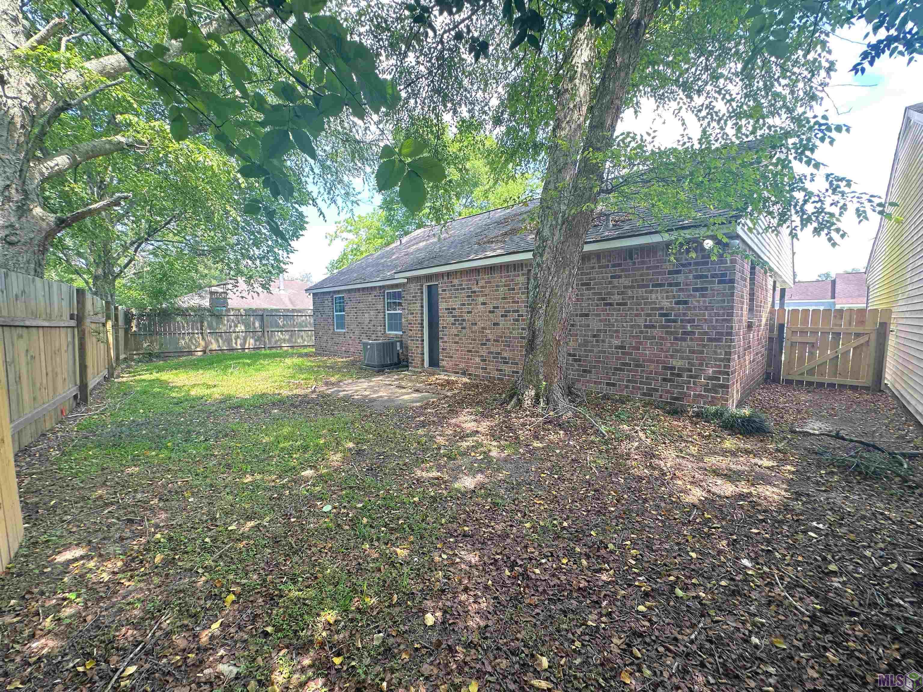 17235 Terrance Avenue Baton Rouge, LA 70817 - Photo 5 of 7