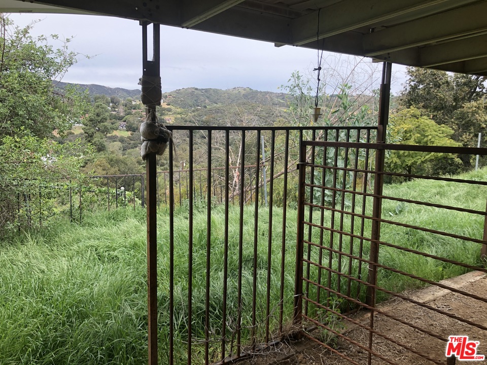 20526 Callon Drive Topanga, CA 90290 - Photo 12 of 30 a view of a street
