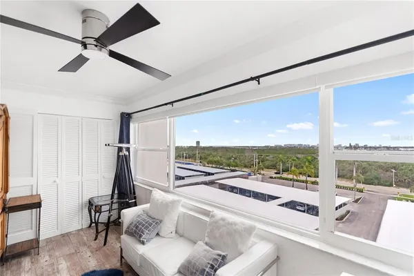 $6,500 | 1750 Benjamin Franklin Drive, Unit 6G, Sarasota, FL 34236