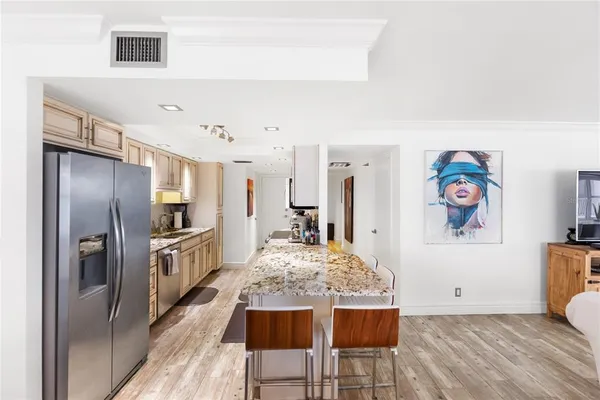 $6,500 | 1750 Benjamin Franklin Drive, Unit 6G, Sarasota, FL 34236