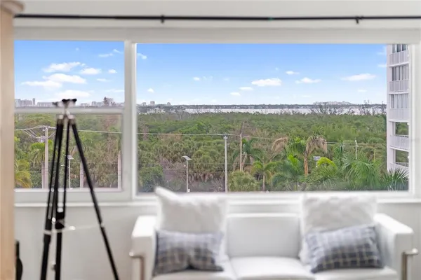 $6,500 | 1750 Benjamin Franklin Drive, Unit 6G, Sarasota, FL 34236