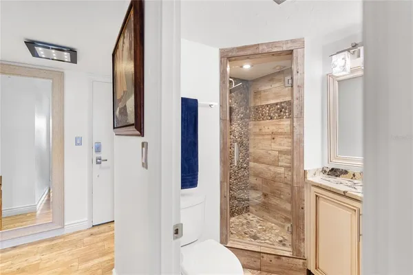 $6,500 | 1750 Benjamin Franklin Drive, Unit 6G, Sarasota, FL 34236